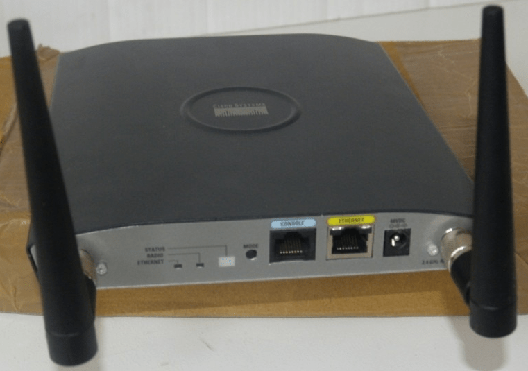 2013_09_20_16_39_24_cisco_aironet_1240ag_wireless_access_point_air_ap1242ag_a_k_MLM_F_3093534585_082